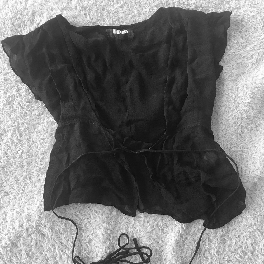 Reformation / Exclusive V-neck Sheer Tie Blouse
